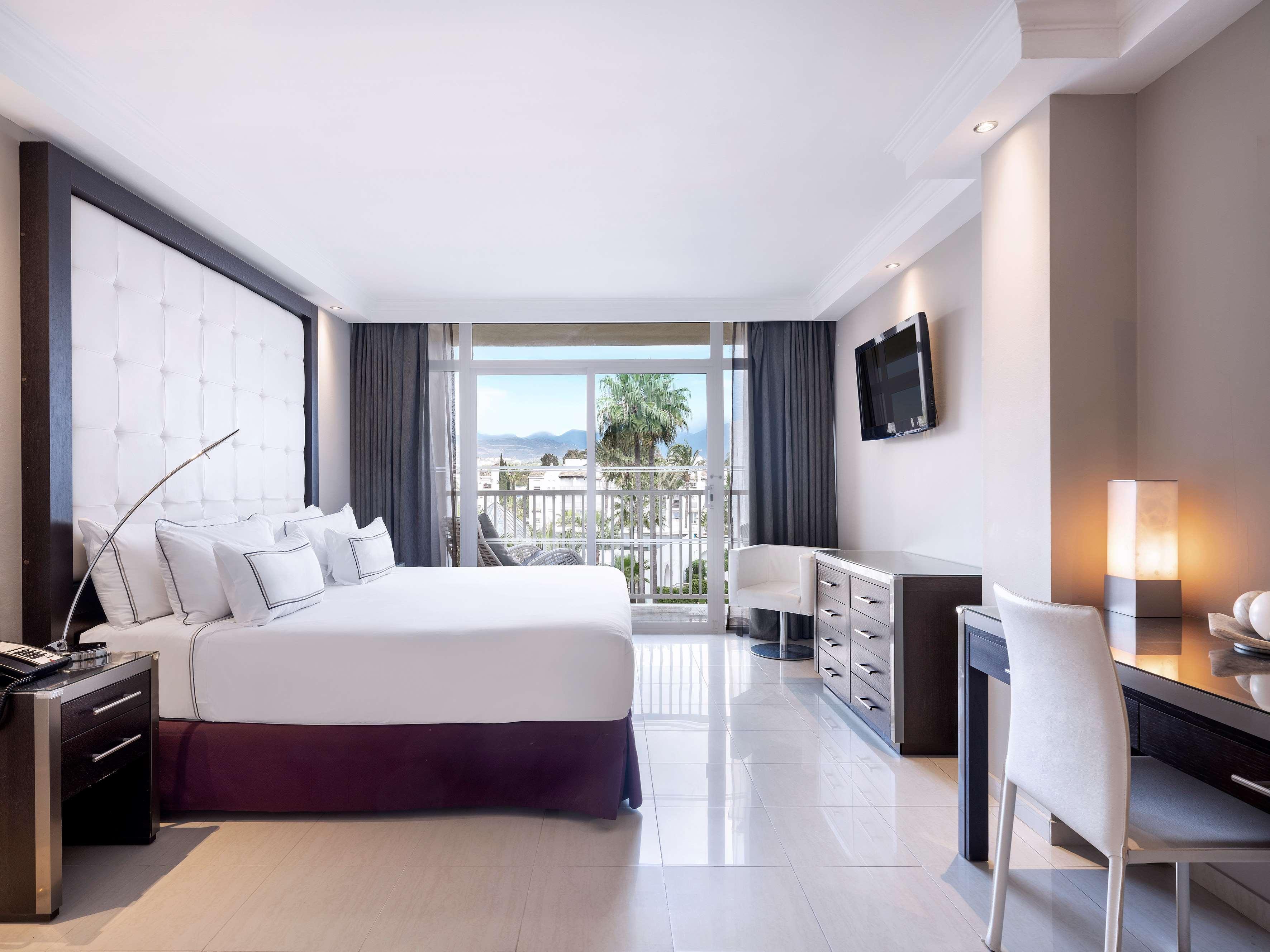 Hotel Me Marbella By Melia Esterno foto Deluxe room