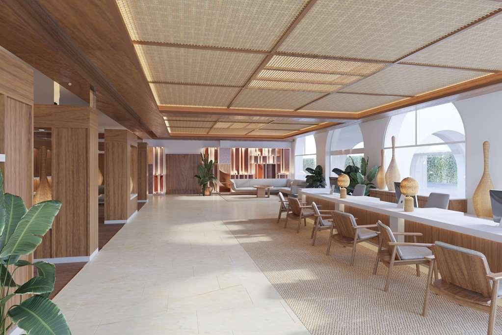 Hotel Me Marbella By Melia Esterno foto The interior of the new terminal