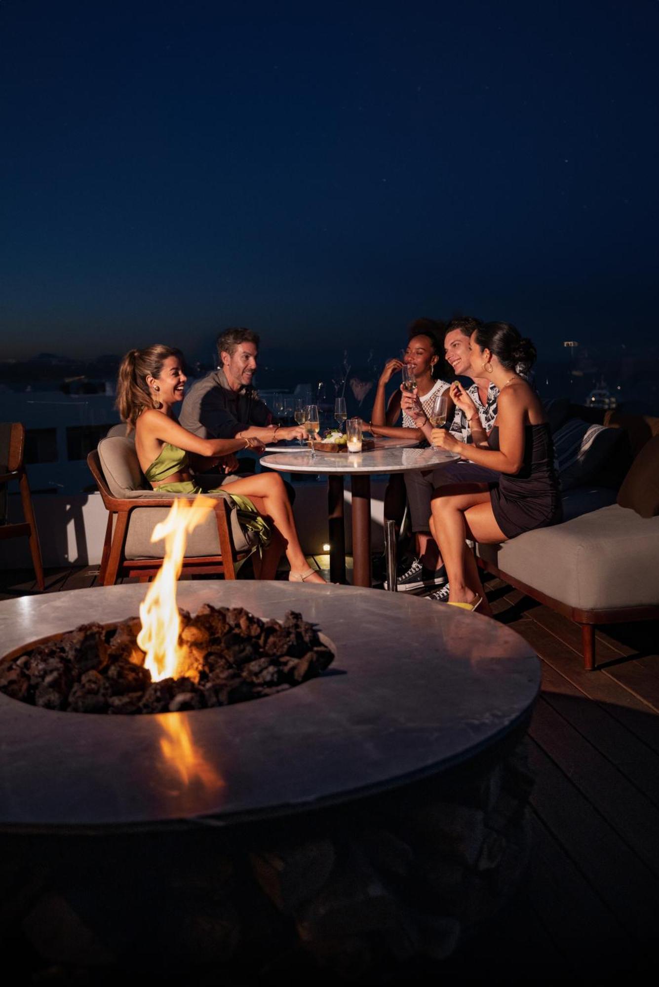 Hotel Me Marbella By Melia Esterno foto The Terrace at the InterContinental San Francisco