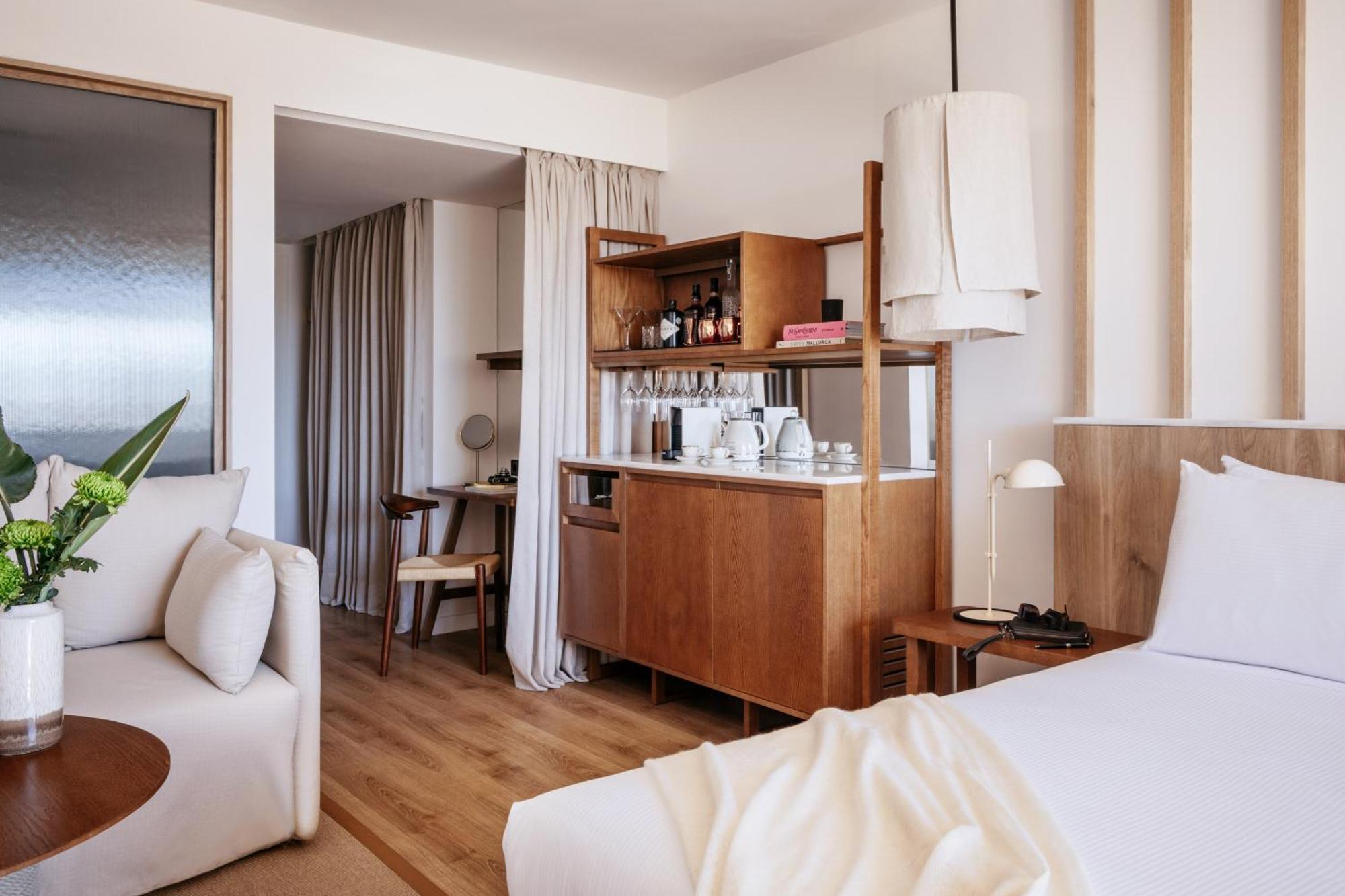 Hotel Me Marbella By Melia Esterno foto A room at the Standard East Village