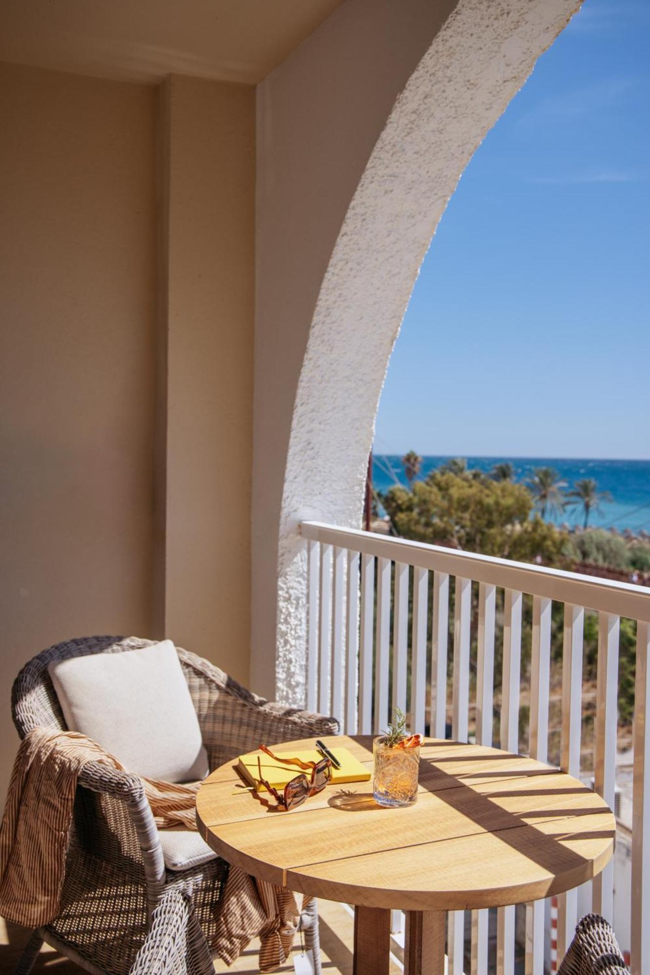 Hotel Me Marbella By Melia Esterno foto Balcony at the Iberostar Grand Hotel